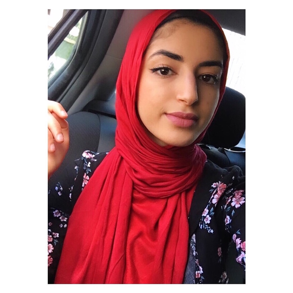 Meet your Posher, Leen